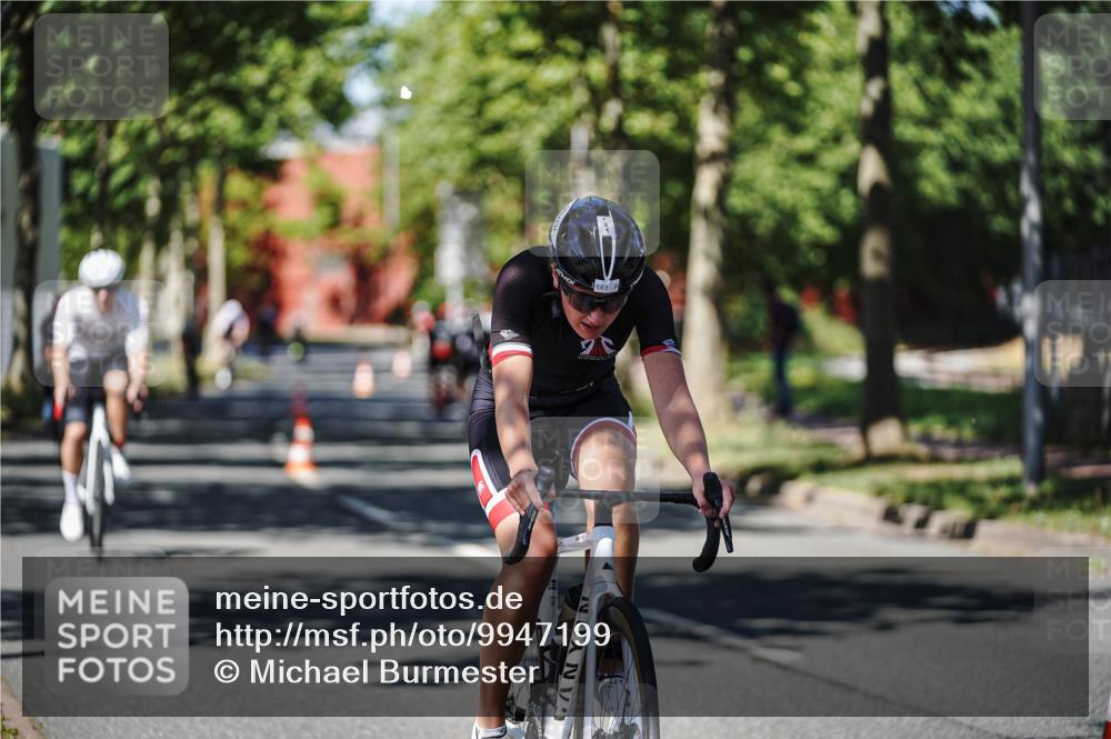 09.08.2026 - GEWOBA Citytriathlon Bremen Michael Burmester http://msf.ph/oto/9947199 09.08.2026 12:15:52 Radfahren 730, 765, 874, 875, 880, 883, 983, 1133, 1137 meine-sportfotos.de