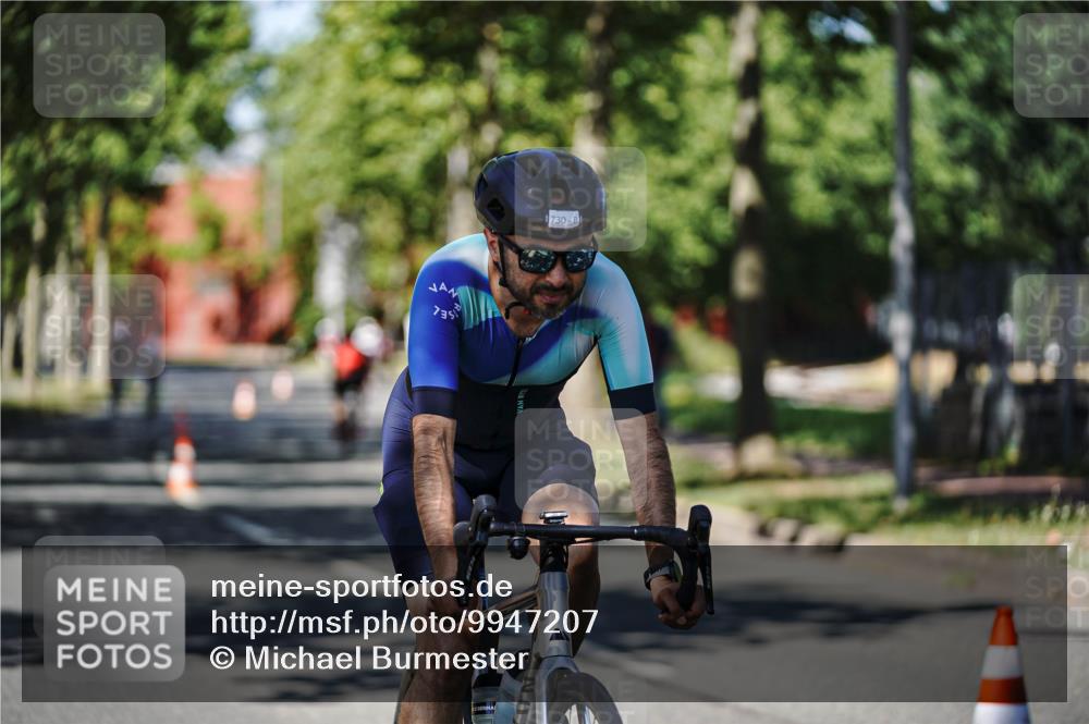 09.08.2026 - GEWOBA Citytriathlon Bremen Michael Burmester http://msf.ph/oto/9947207 09.08.2026 12:15:56 Radfahren 730, 874, 875, 879, 880, 883, 983, 1133 meine-sportfotos.de