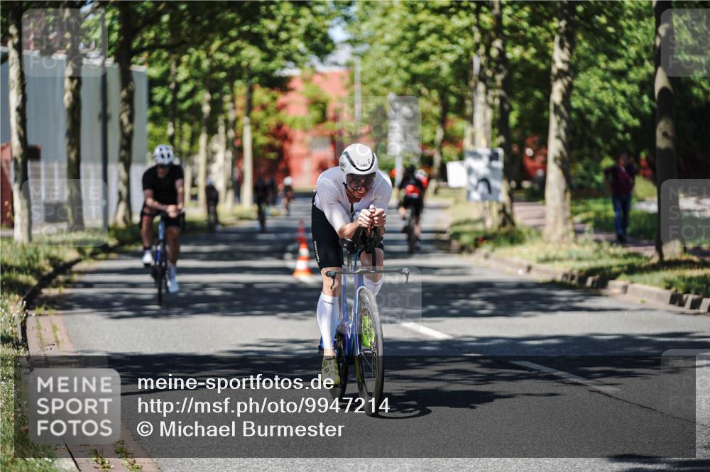 09.08.2026 - GEWOBA Citytriathlon Bremen Michael Burmester http://msf.ph/oto/9947214 09.08.2026 12:16:02 Radfahren 611, 730, 855, 874, 875, 879, 883, 955, 983 meine-sportfotos.de