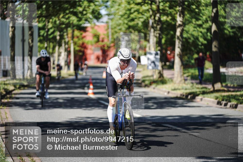 09.08.2026 - GEWOBA Citytriathlon Bremen Michael Burmester http://msf.ph/oto/9947215 09.08.2026 12:16:02 Radfahren 611, 730, 855, 874, 875, 879, 883, 955, 983 meine-sportfotos.de