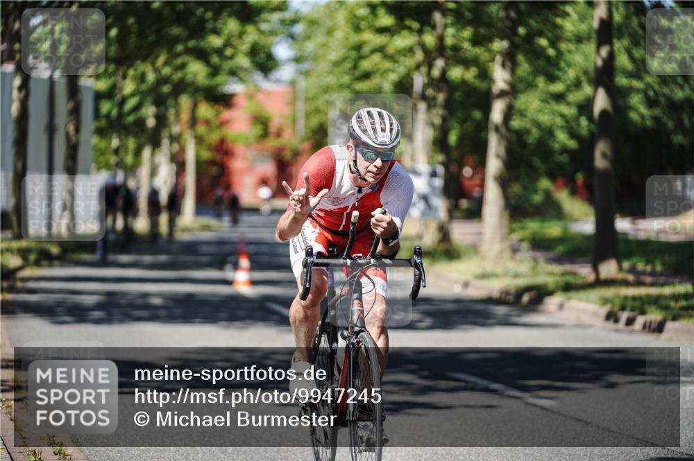 09.08.2026 - GEWOBA Citytriathlon Bremen Michael Burmester http://msf.ph/oto/9947245 09.08.2026 12:16:24 Radfahren 545, 564, 580, 638, 648, 716, 726, 775, 777, 914, 918, 1013, 1117 meine-sportfotos.de