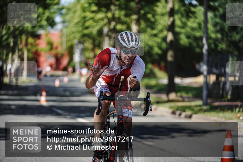 09.08.2026 - GEWOBA Citytriathlon Bremen Michael Burmester http://msf.ph/oto/9947247 09.08.2026 12:16:24 Radfahren 545, 564, 580, 638, 648, 716, 726, 775, 777, 914, 918, 1013, 1117 meine-sportfotos.de