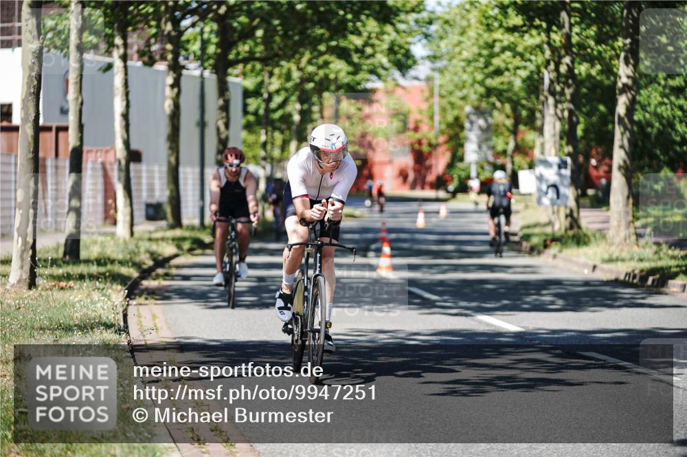 09.08.2026 - GEWOBA Citytriathlon Bremen Michael Burmester http://msf.ph/oto/9947251 09.08.2026 12:16:29 Radfahren 545, 564, 580, 638, 648, 775, 777, 804, 914, 918, 1013, 1138 meine-sportfotos.de