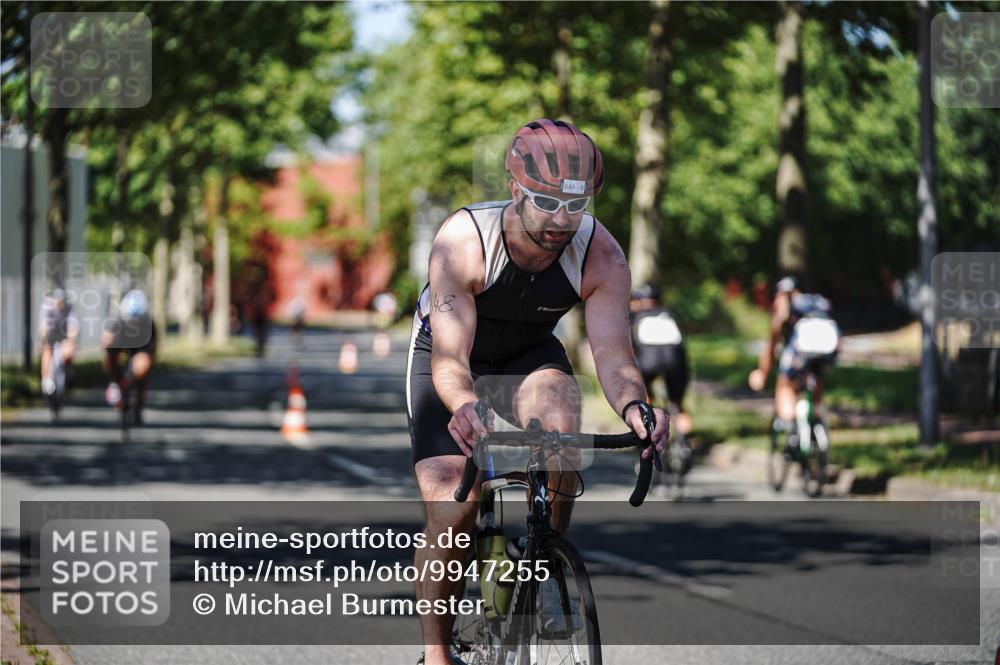 09.08.2026 - GEWOBA Citytriathlon Bremen Michael Burmester http://msf.ph/oto/9947255 09.08.2026 12:16:31 Radfahren 545, 564, 580, 638, 648, 775, 777, 804, 846, 918, 1013, 1138 meine-sportfotos.de
