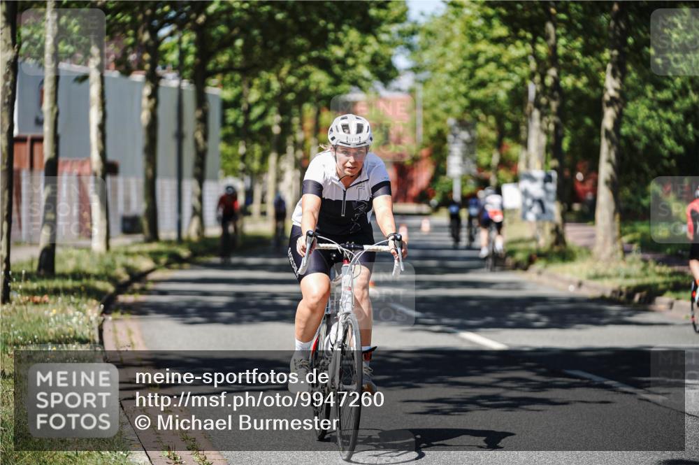 09.08.2026 - GEWOBA Citytriathlon Bremen Michael Burmester http://msf.ph/oto/9947260 09.08.2026 12:16:36 Radfahren 545, 580, 638, 648, 777, 804, 846, 918, 1013, 1138 meine-sportfotos.de