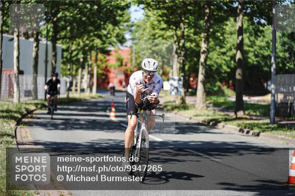 09.08.2026 - GEWOBA Citytriathlon Bremen Michael Burmester http://msf.ph/oto/9947265 09.08.2026 12:16:41 Radfahren 545, 638, 648, 777, 804, 846, 918, 1138 meine-sportfotos.de