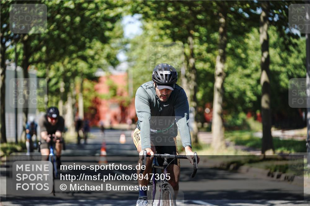 09.08.2026 - GEWOBA Citytriathlon Bremen Michael Burmester http://msf.ph/oto/9947305 09.08.2026 12:17:26 Radfahren 565, 598, 600, 653, 758, 778, 784, 807, 1158 meine-sportfotos.de