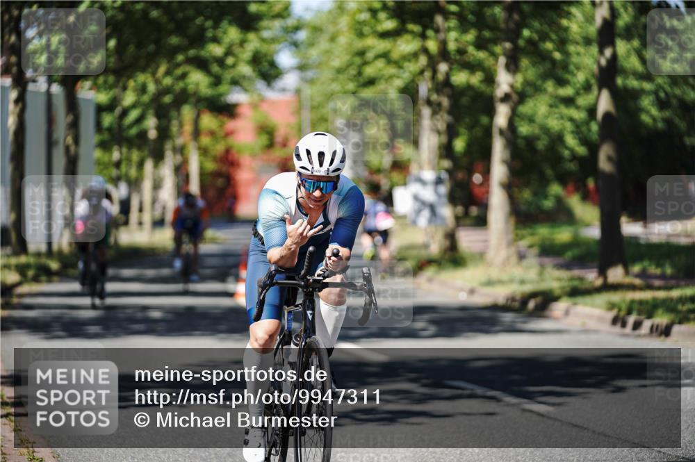 09.08.2026 - GEWOBA Citytriathlon Bremen Michael Burmester http://msf.ph/oto/9947311 09.08.2026 12:17:29 Radfahren 565, 579, 598, 650, 653, 758, 778, 784, 807 meine-sportfotos.de