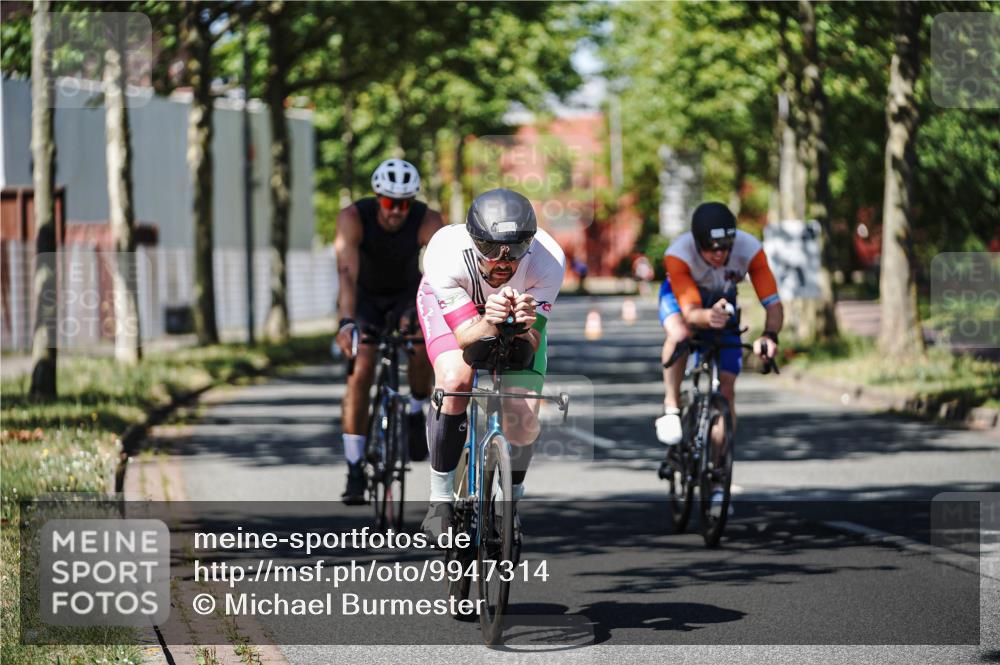 09.08.2026 - GEWOBA Citytriathlon Bremen Michael Burmester http://msf.ph/oto/9947314 09.08.2026 12:17:31 Radfahren 565, 579, 598, 609, 650, 653, 758, 778, 784, 807 meine-sportfotos.de