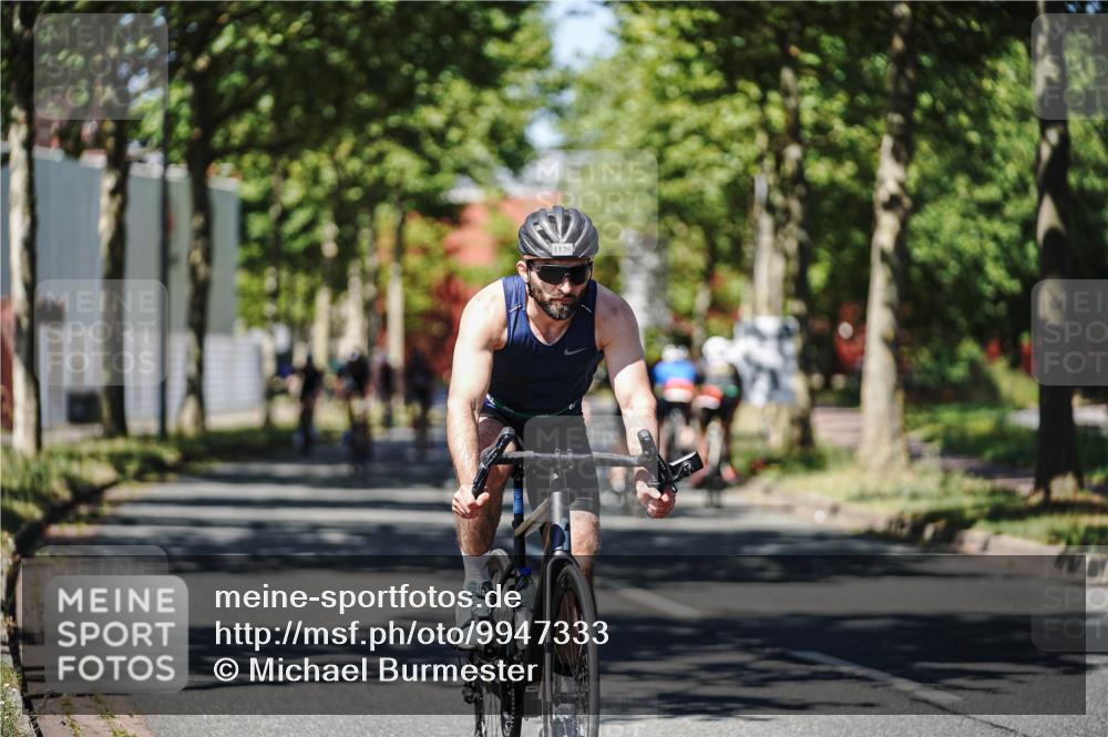 09.08.2026 - GEWOBA Citytriathlon Bremen Michael Burmester http://msf.ph/oto/9947333 09.08.2026 12:17:51 Radfahren 672, 739, 769, 808, 901, 981, 1109, 1126, 1147 meine-sportfotos.de
