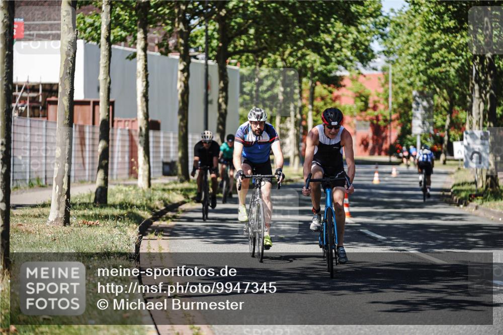 09.08.2026 - GEWOBA Citytriathlon Bremen Michael Burmester http://msf.ph/oto/9947345 09.08.2026 12:18:00 Radfahren 739, 769, 781, 808, 869, 901, 981, 1118, 1126, 1146, 1147 meine-sportfotos.de