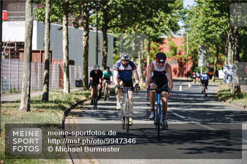 09.08.2026 - GEWOBA Citytriathlon Bremen Michael Burmester http://msf.ph/oto/9947346 09.08.2026 12:18:00 Radfahren 739, 769, 781, 808, 869, 901, 981, 1118, 1126, 1146, 1147 meine-sportfotos.de