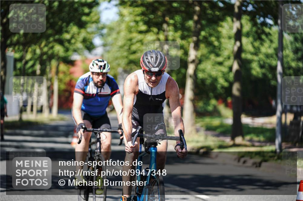 09.08.2026 - GEWOBA Citytriathlon Bremen Michael Burmester http://msf.ph/oto/9947348 09.08.2026 12:18:01 Radfahren 739, 769, 781, 808, 869, 901, 981, 1118, 1126, 1146 meine-sportfotos.de