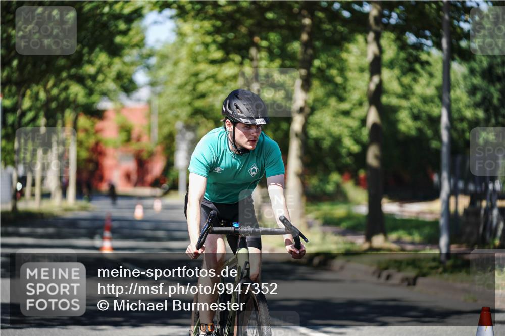 09.08.2026 - GEWOBA Citytriathlon Bremen Michael Burmester http://msf.ph/oto/9947352 09.08.2026 12:18:04 Radfahren 739, 769, 781, 808, 869, 901, 981, 1118, 1146 meine-sportfotos.de