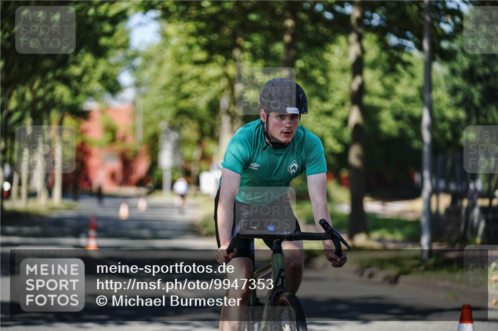 09.08.2026 - GEWOBA Citytriathlon Bremen Michael Burmester http://msf.ph/oto/9947353 09.08.2026 12:18:04 Radfahren 739, 769, 781, 808, 869, 901, 981, 1118, 1146 meine-sportfotos.de