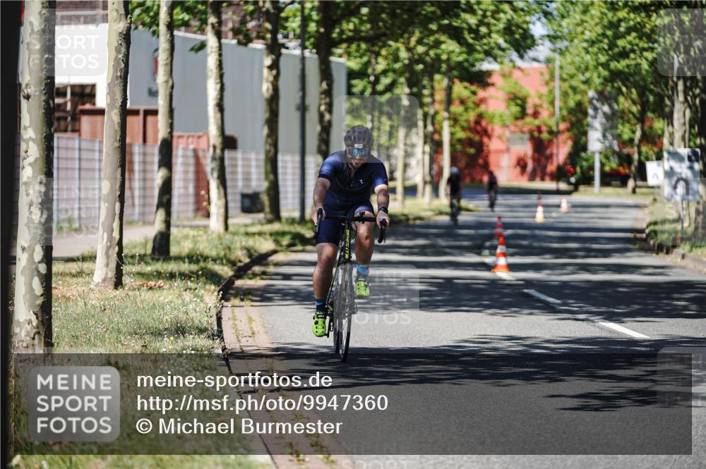 09.08.2026 - GEWOBA Citytriathlon Bremen Michael Burmester http://msf.ph/oto/9947360 09.08.2026 12:18:16 Radfahren 781, 826, 872, 1003, 1146 meine-sportfotos.de