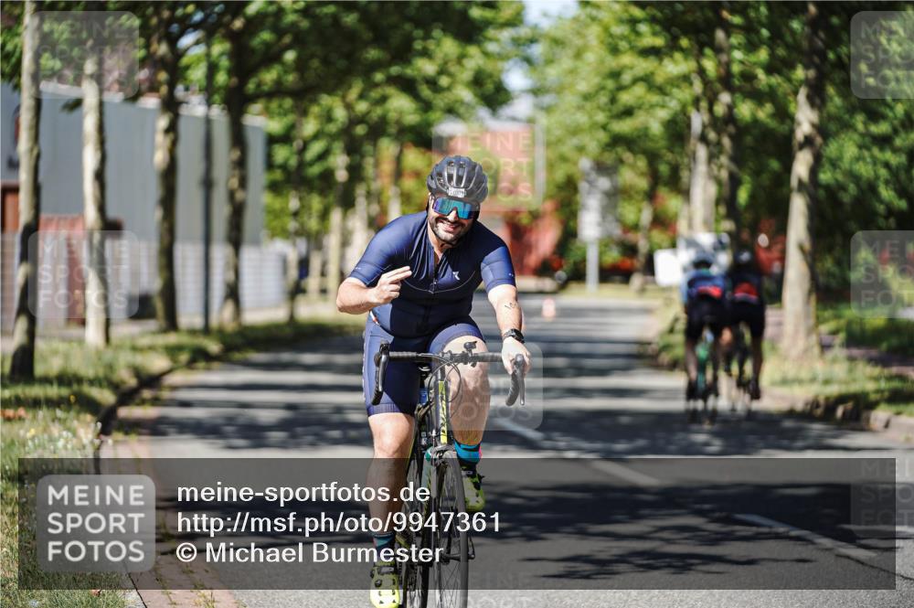 09.08.2026 - GEWOBA Citytriathlon Bremen Michael Burmester http://msf.ph/oto/9947361 09.08.2026 12:18:17 Radfahren 826, 872, 1003, 1146 meine-sportfotos.de