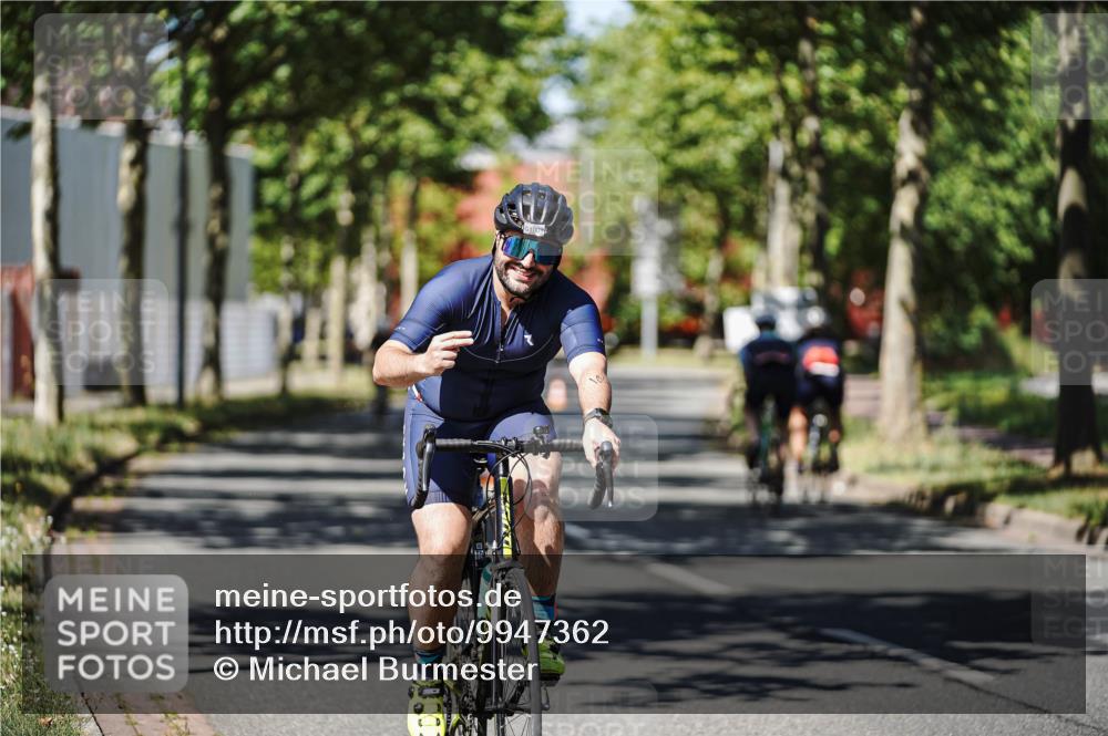 09.08.2026 - GEWOBA Citytriathlon Bremen Michael Burmester http://msf.ph/oto/9947362 09.08.2026 12:18:17 Radfahren 826, 872, 1003, 1146 meine-sportfotos.de