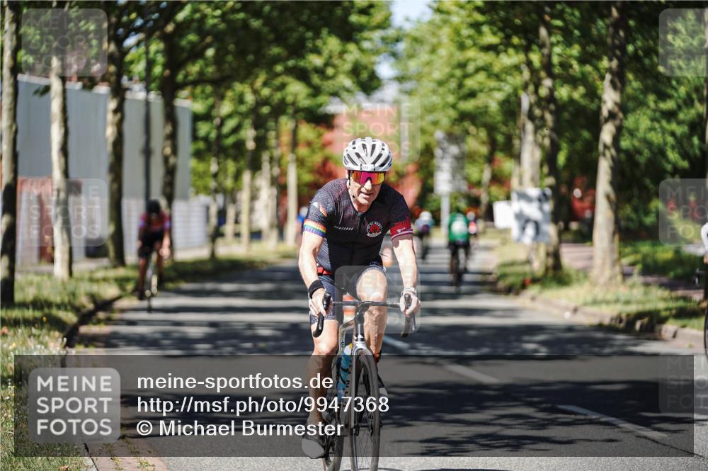 09.08.2026 - GEWOBA Citytriathlon Bremen Michael Burmester http://msf.ph/oto/9947368 09.08.2026 12:18:23 Radfahren 826, 872, 970, 1003 meine-sportfotos.de