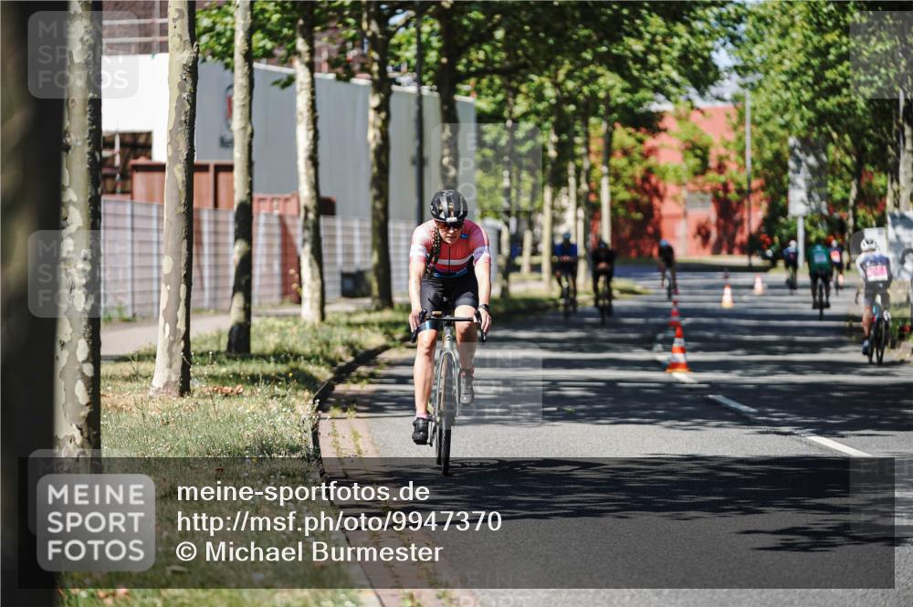 09.08.2026 - GEWOBA Citytriathlon Bremen Michael Burmester http://msf.ph/oto/9947370 09.08.2026 12:18:25 Radfahren 814, 826, 872, 970, 1003 meine-sportfotos.de