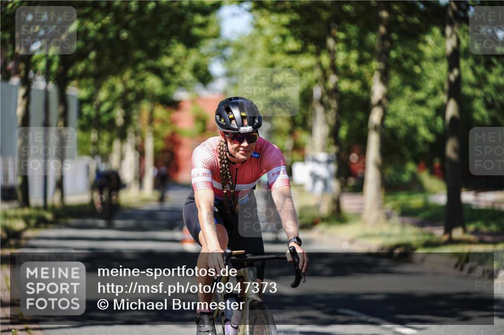 09.08.2026 - GEWOBA Citytriathlon Bremen Michael Burmester http://msf.ph/oto/9947373 09.08.2026 12:18:26 Radfahren 814, 826, 864, 872, 970, 1003 meine-sportfotos.de
