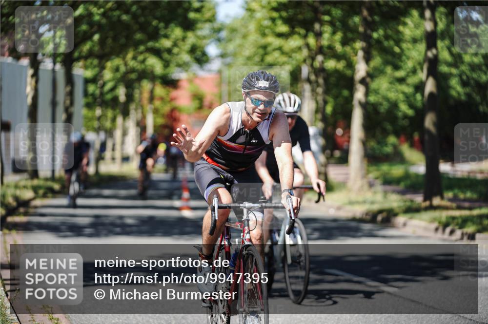 09.08.2026 - GEWOBA Citytriathlon Bremen Michael Burmester http://msf.ph/oto/9947395 09.08.2026 12:19:59 Radfahren 595, 625, 788, 798, 806, 817, 838, 923, 1129 meine-sportfotos.de