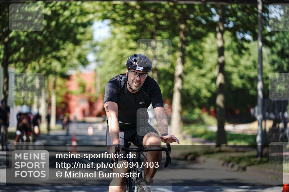 09.08.2026 - GEWOBA Citytriathlon Bremen Michael Burmester http://msf.ph/oto/9947403 09.08.2026 12:20:04 Radfahren 595, 625, 757, 788, 790, 798, 817, 823, 838, 923, 935, 1017, 1129 meine-sportfotos.de