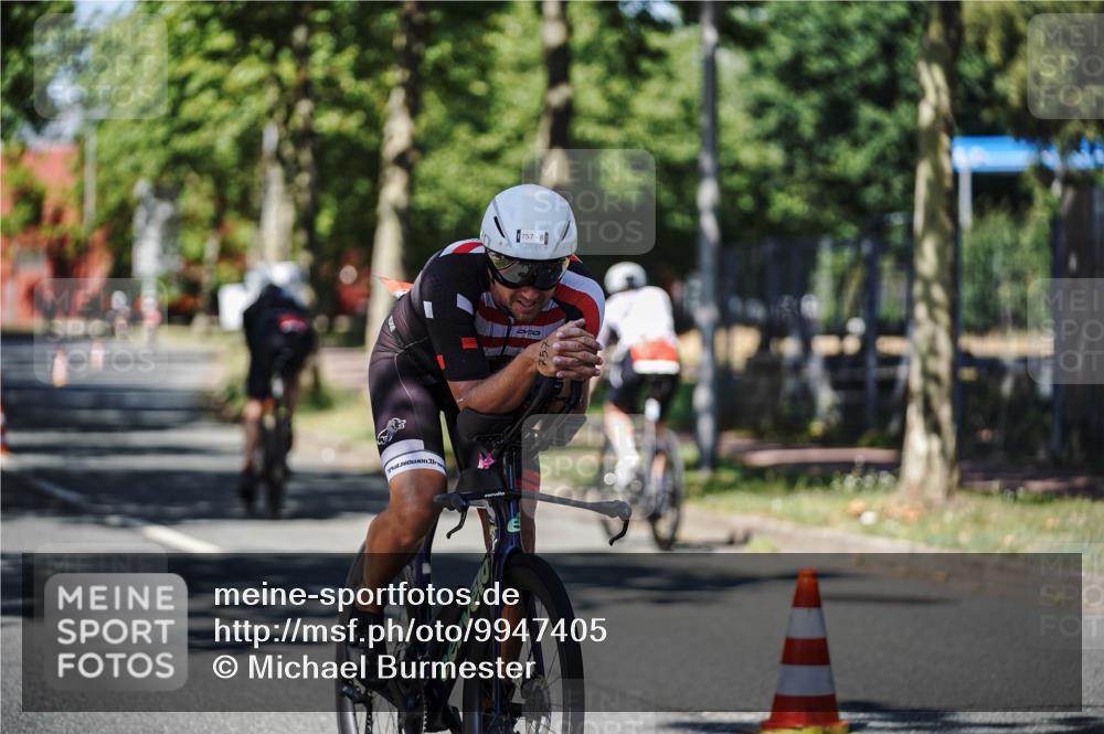 09.08.2026 - GEWOBA Citytriathlon Bremen Michael Burmester http://msf.ph/oto/9947405 09.08.2026 12:20:05 Radfahren 595, 625, 757, 788, 790, 798, 817, 823, 838, 935, 1017, 1129 meine-sportfotos.de