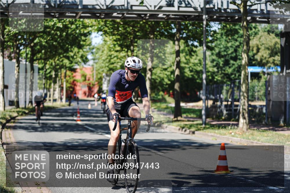 09.08.2026 - GEWOBA Citytriathlon Bremen Michael Burmester http://msf.ph/oto/9947443 09.08.2026 12:20:37 Radfahren 566, 656, 682, 728, 745, 792, 816, 931 meine-sportfotos.de