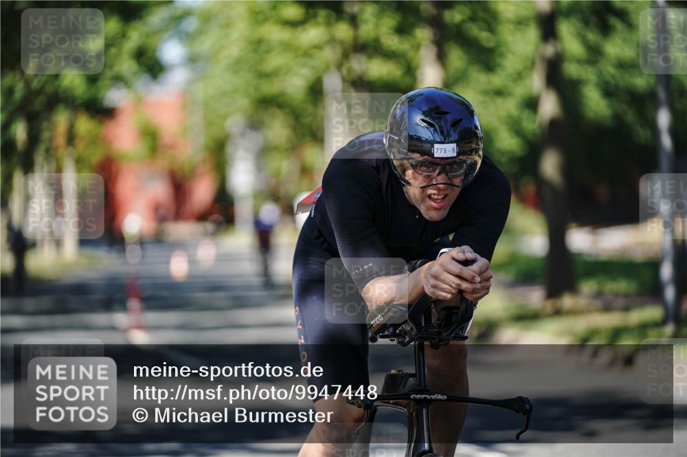 09.08.2026 - GEWOBA Citytriathlon Bremen Michael Burmester http://msf.ph/oto/9947448 09.08.2026 12:20:45 Radfahren 566, 656, 728, 773, 931, 960 meine-sportfotos.de