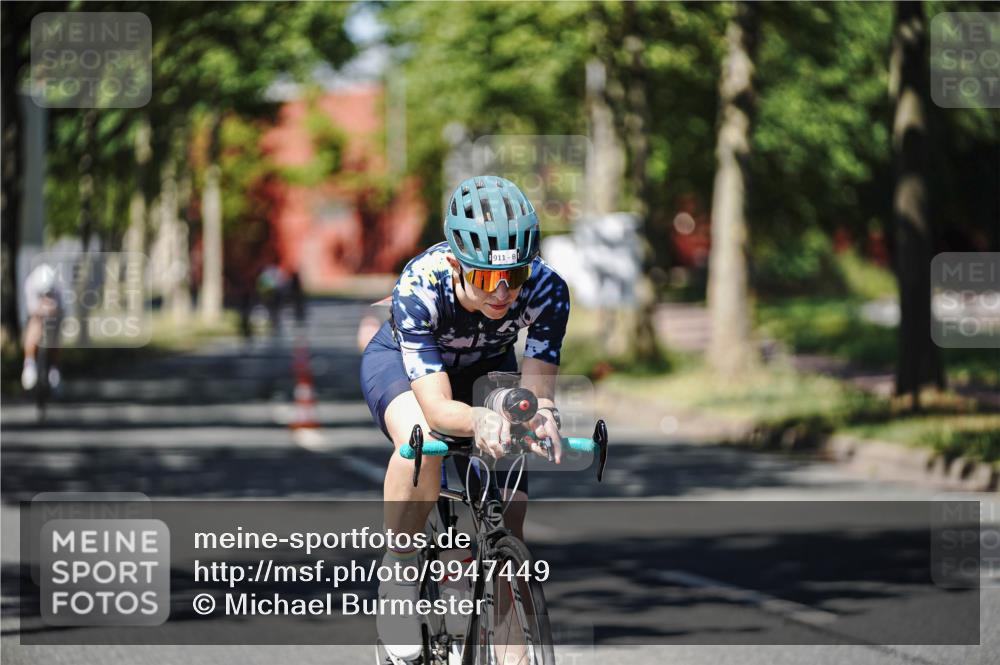 09.08.2026 - GEWOBA Citytriathlon Bremen Michael Burmester http://msf.ph/oto/9947449 09.08.2026 12:20:47 Radfahren 566, 728, 773, 889, 911, 931, 960 meine-sportfotos.de