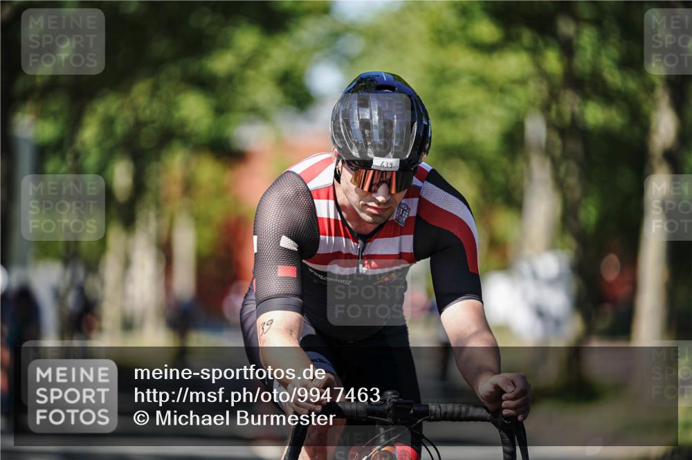 09.08.2026 - GEWOBA Citytriathlon Bremen Michael Burmester http://msf.ph/oto/9947463 09.08.2026 12:20:59 Radfahren 560, 562, 637, 639, 668, 678, 773, 889, 911, 912, 960, 968, 979, 1110 meine-sportfotos.de