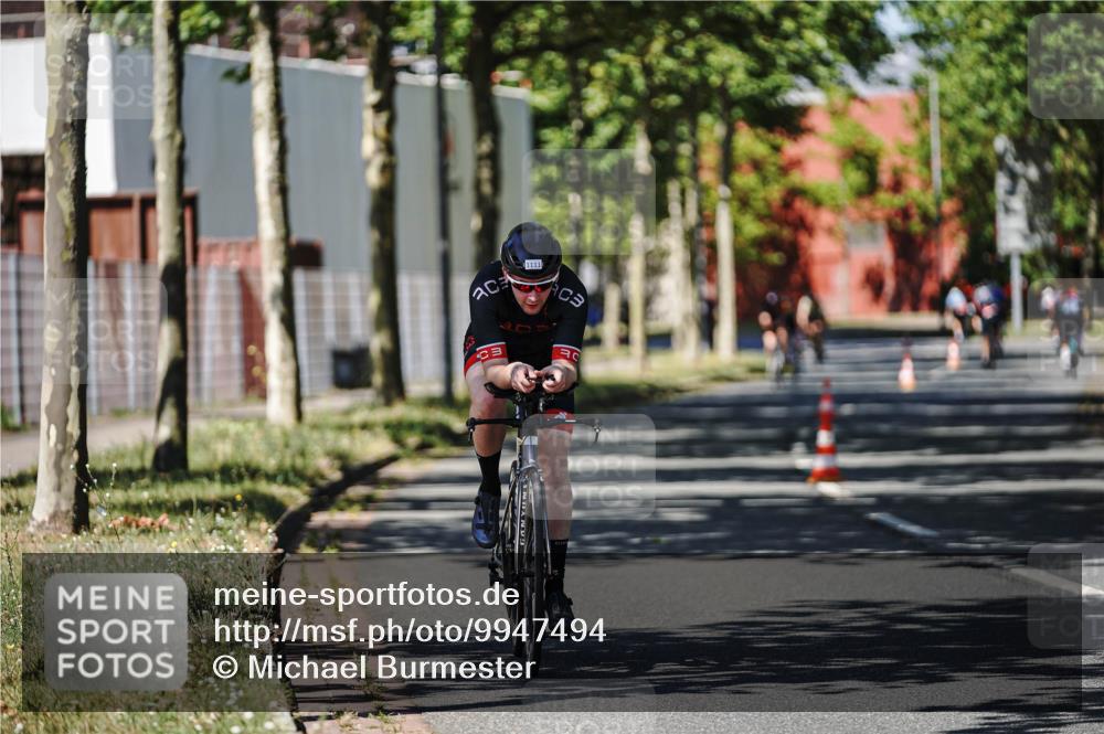 09.08.2026 - GEWOBA Citytriathlon Bremen Michael Burmester http://msf.ph/oto/9947494 09.08.2026 12:21:36 Radfahren 596, 667, 737, 834, 902, 1111 meine-sportfotos.de