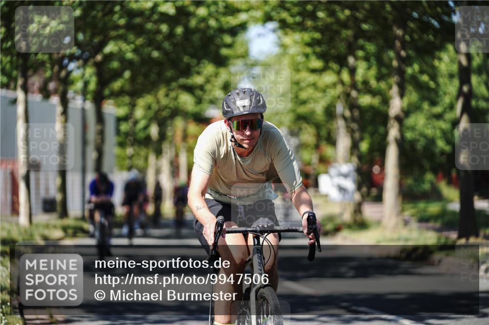 09.08.2026 - GEWOBA Citytriathlon Bremen Michael Burmester http://msf.ph/oto/9947506 09.08.2026 12:21:48 Radfahren 604, 626, 759, 768, 796, 834, 876, 885, 998, 1111, 1156 meine-sportfotos.de