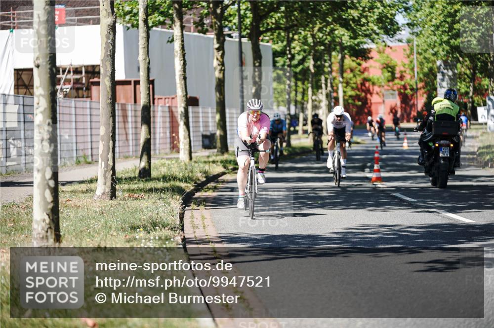 09.08.2026 - GEWOBA Citytriathlon Bremen Michael Burmester http://msf.ph/oto/9947521 09.08.2026 12:22:01 Radfahren 541, 571, 604, 626, 695, 759, 796, 876, 885, 896, 953, 1102, 1114, 1139, 1156 meine-sportfotos.de