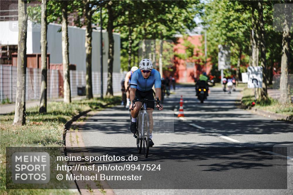 09.08.2026 - GEWOBA Citytriathlon Bremen Michael Burmester http://msf.ph/oto/9947524 09.08.2026 12:22:05 Radfahren 541, 559, 571, 604, 623, 687, 695, 896, 953, 954, 1102, 1114, 1139, 1154 meine-sportfotos.de