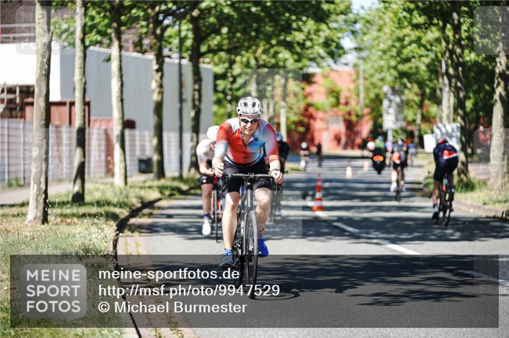 09.08.2026 - GEWOBA Citytriathlon Bremen Michael Burmester http://msf.ph/oto/9947529 09.08.2026 12:22:07 Radfahren 541, 559, 571, 604, 623, 687, 695, 896, 953, 954, 1102, 1114, 1139, 1154 meine-sportfotos.de