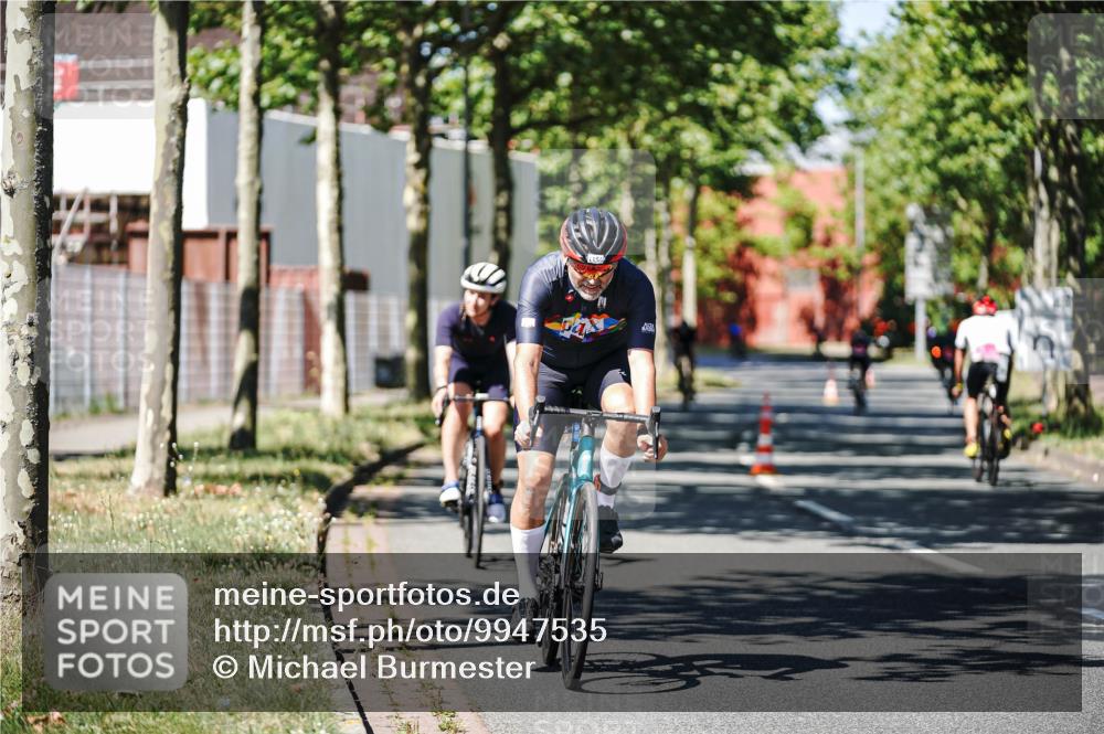 09.08.2026 - GEWOBA Citytriathlon Bremen Michael Burmester http://msf.ph/oto/9947535 09.08.2026 12:22:11 Radfahren 541, 559, 571, 623, 687, 694, 695, 896, 953, 954, 1102, 1114, 1139, 1154 meine-sportfotos.de