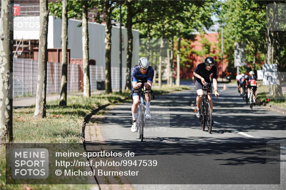 09.08.2026 - GEWOBA Citytriathlon Bremen Michael Burmester http://msf.ph/oto/9947539 09.08.2026 12:22:15 Radfahren 541, 559, 623, 687, 694, 695, 803, 896, 954, 1139, 1154 meine-sportfotos.de