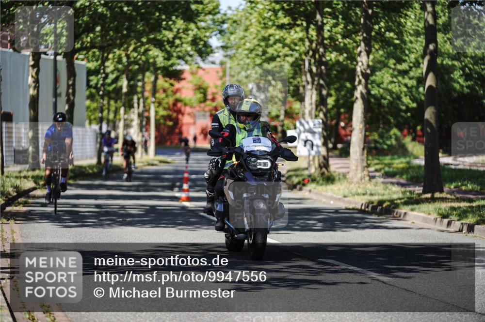 09.08.2026 - GEWOBA Citytriathlon Bremen Michael Burmester http://msf.ph/oto/9947556 09.08.2026 12:22:40 Radfahren 664, 681, 787, 805, 945, 956, 1108 meine-sportfotos.de