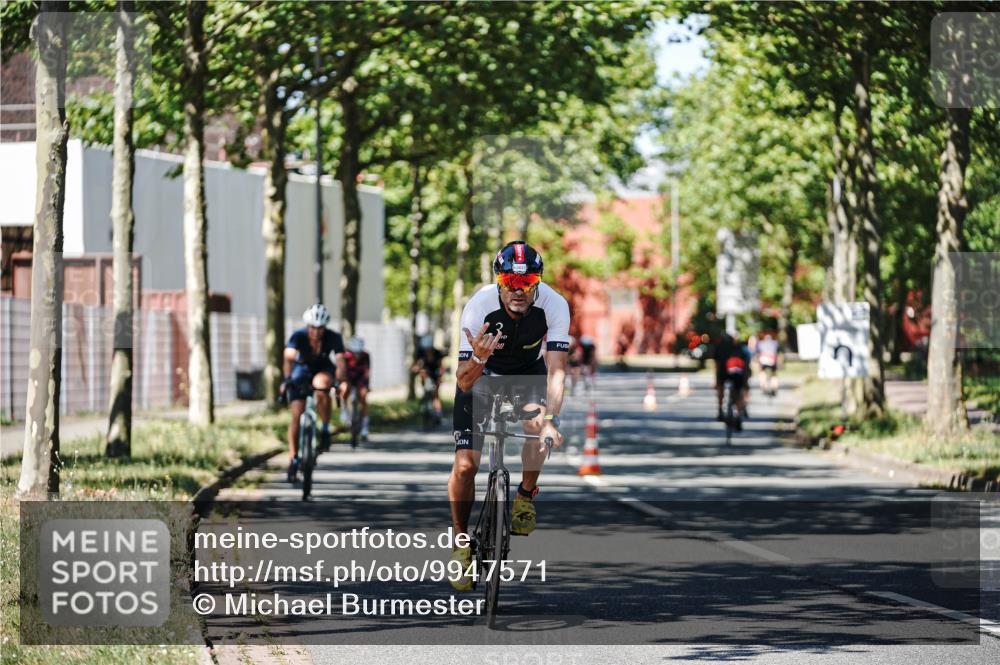 09.08.2026 - GEWOBA Citytriathlon Bremen Michael Burmester http://msf.ph/oto/9947571 09.08.2026 12:22:53 Radfahren 664, 699, 783, 800, 915, 933, 940, 945, 966, 1012, 1108 meine-sportfotos.de