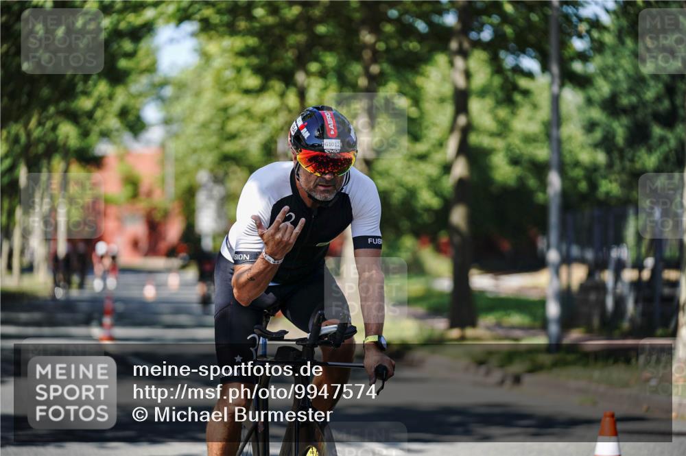 09.08.2026 - GEWOBA Citytriathlon Bremen Michael Burmester http://msf.ph/oto/9947574 09.08.2026 12:22:54 Radfahren 664, 699, 783, 800, 915, 933, 940, 945, 966, 1012, 1108 meine-sportfotos.de