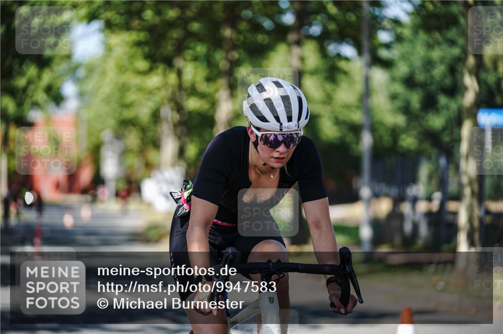09.08.2026 - GEWOBA Citytriathlon Bremen Michael Burmester http://msf.ph/oto/9947583 09.08.2026 12:22:59 Radfahren 699, 783, 800, 809, 915, 919, 933, 940, 966, 972, 1012, 1136 meine-sportfotos.de