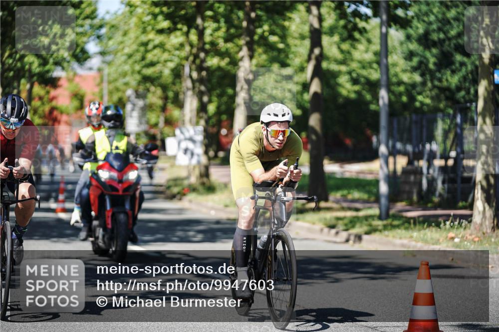 09.08.2026 - GEWOBA Citytriathlon Bremen Michael Burmester http://msf.ph/oto/9947603 09.08.2026 12:23:09 Radfahren 572, 577, 612, 783, 809, 840, 871, 898, 919, 933, 940, 966, 972, 1123, 1136 meine-sportfotos.de