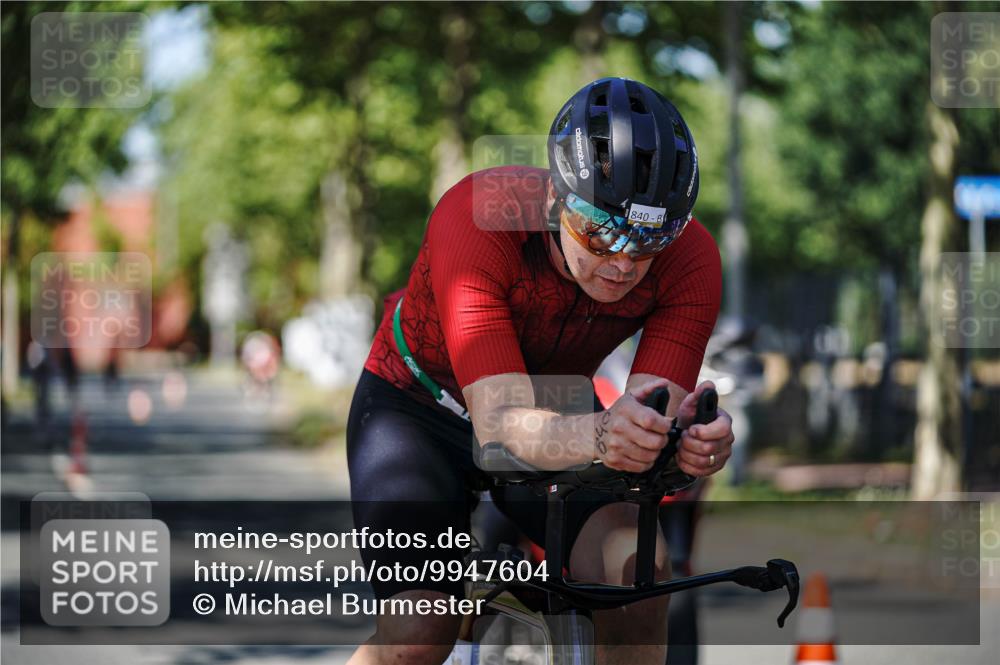 09.08.2026 - GEWOBA Citytriathlon Bremen Michael Burmester http://msf.ph/oto/9947604 09.08.2026 12:23:09 Radfahren 572, 577, 612, 783, 809, 840, 871, 898, 919, 933, 940, 966, 972, 1123, 1136 meine-sportfotos.de