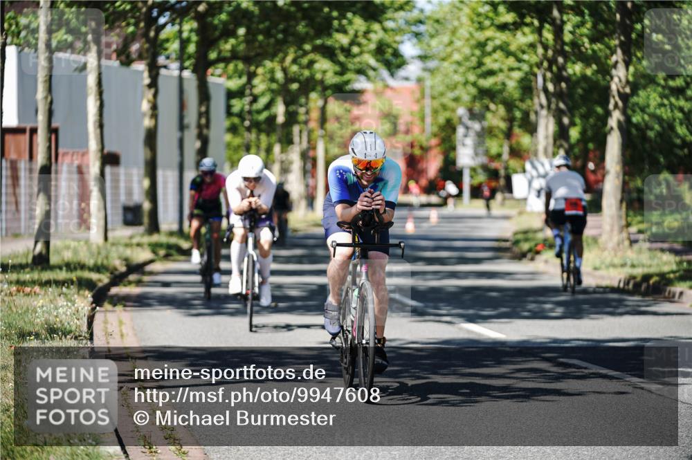 09.08.2026 - GEWOBA Citytriathlon Bremen Michael Burmester http://msf.ph/oto/9947608 09.08.2026 12:23:14 Radfahren 572, 577, 612, 782, 809, 840, 871, 888, 898, 919, 972, 976, 996, 1123, 1136 meine-sportfotos.de