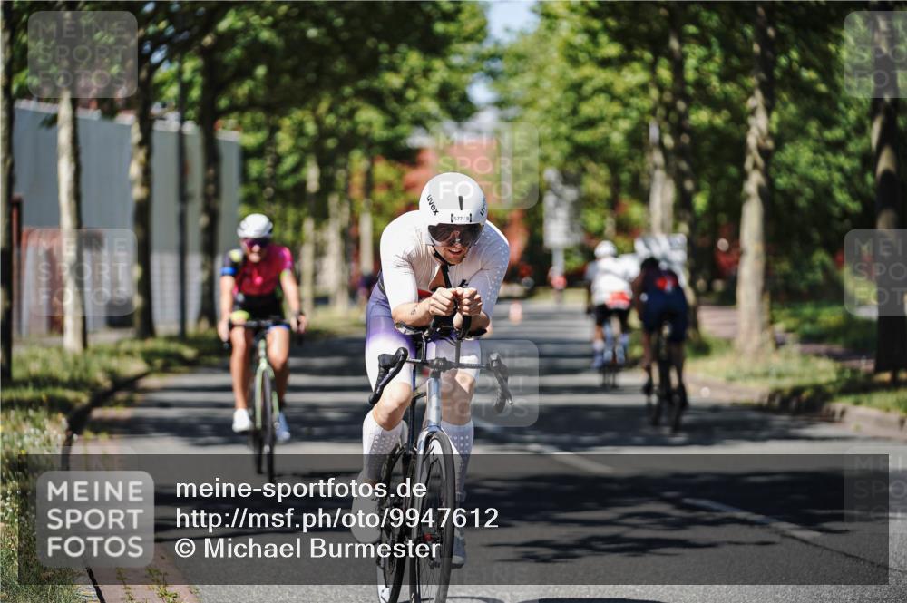 09.08.2026 - GEWOBA Citytriathlon Bremen Michael Burmester http://msf.ph/oto/9947612 09.08.2026 12:23:15 Radfahren 572, 577, 612, 782, 809, 840, 871, 888, 898, 919, 972, 976, 996, 1123, 1136 meine-sportfotos.de