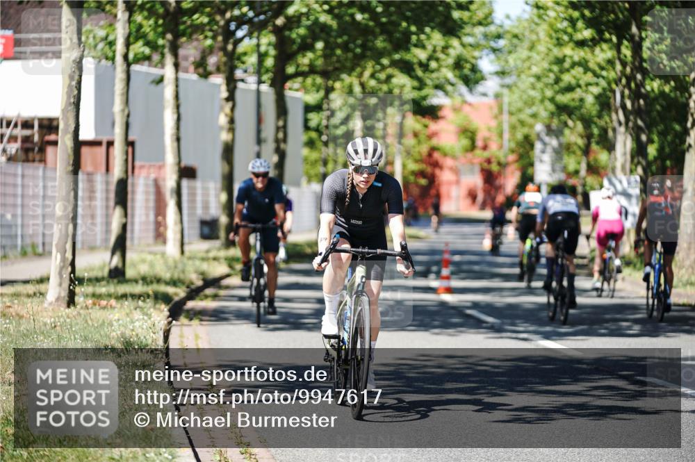 09.08.2026 - GEWOBA Citytriathlon Bremen Michael Burmester http://msf.ph/oto/9947617 09.08.2026 12:23:18 Radfahren 572, 577, 612, 782, 840, 871, 888, 898, 972, 976, 996, 1123 meine-sportfotos.de