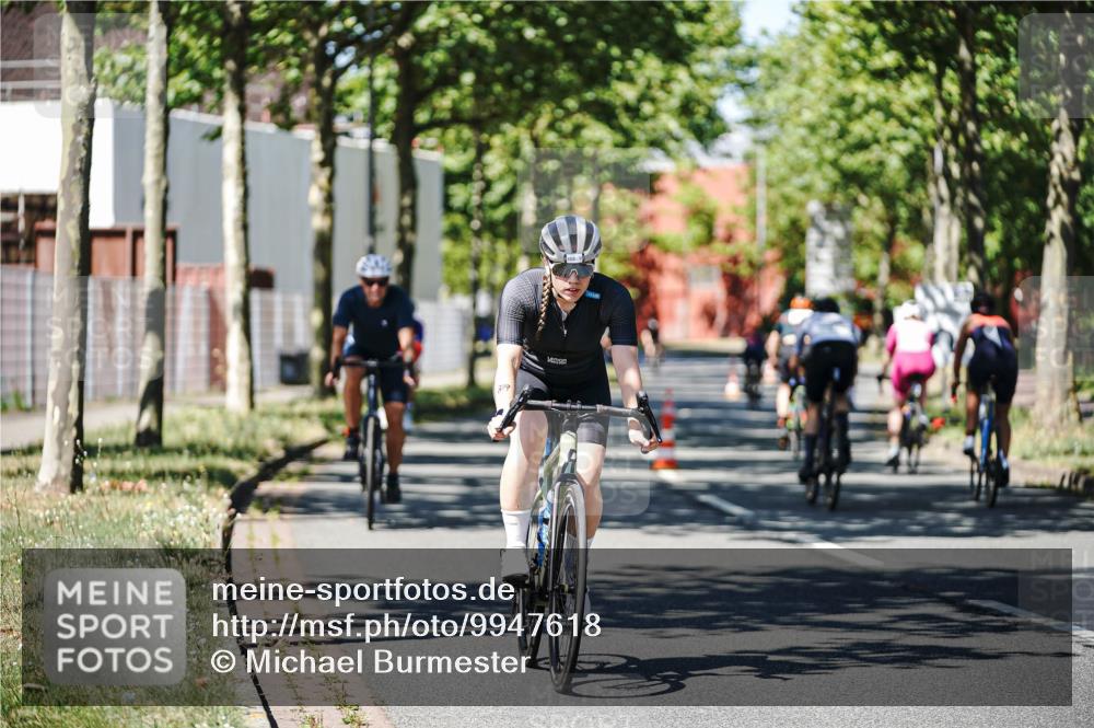 09.08.2026 - GEWOBA Citytriathlon Bremen Michael Burmester http://msf.ph/oto/9947618 09.08.2026 12:23:18 Radfahren 572, 577, 612, 782, 840, 871, 888, 898, 972, 976, 996, 1123 meine-sportfotos.de