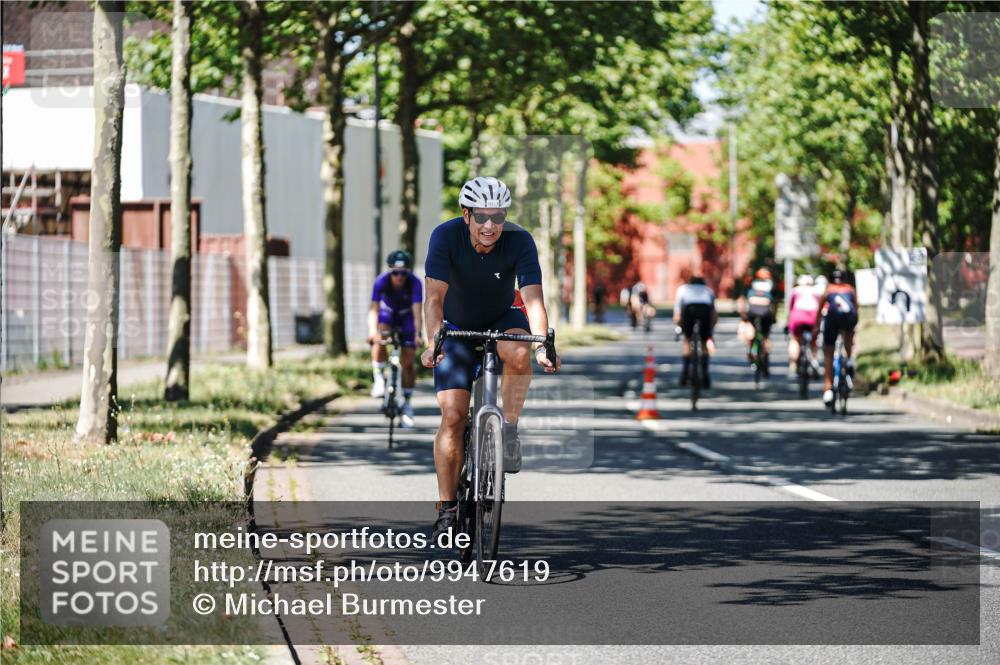 09.08.2026 - GEWOBA Citytriathlon Bremen Michael Burmester http://msf.ph/oto/9947619 09.08.2026 12:23:19 Radfahren 572, 577, 612, 782, 840, 871, 888, 898, 972, 976, 996, 1123 meine-sportfotos.de